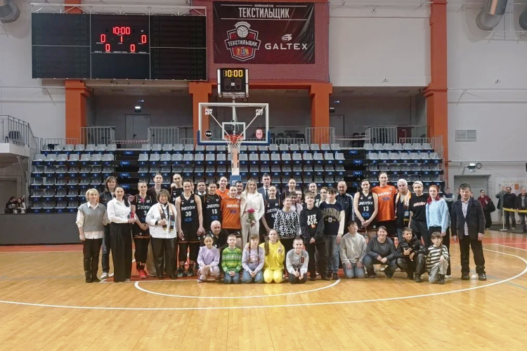 Воспитанники детского дома – интерната побывали на матче финала Чемпионата России по баскетболу