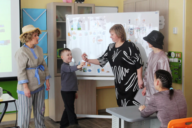 Познавательная игра «Путешествие в мир экономики»