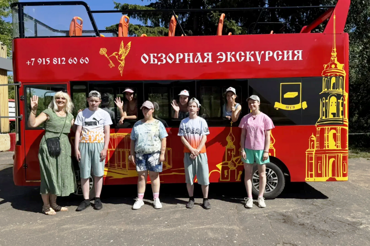 Экскурсия на двухэтажном электробусе «Колибри»
